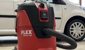 Bilstøvsuger fra FLEX til støvsugning af bil